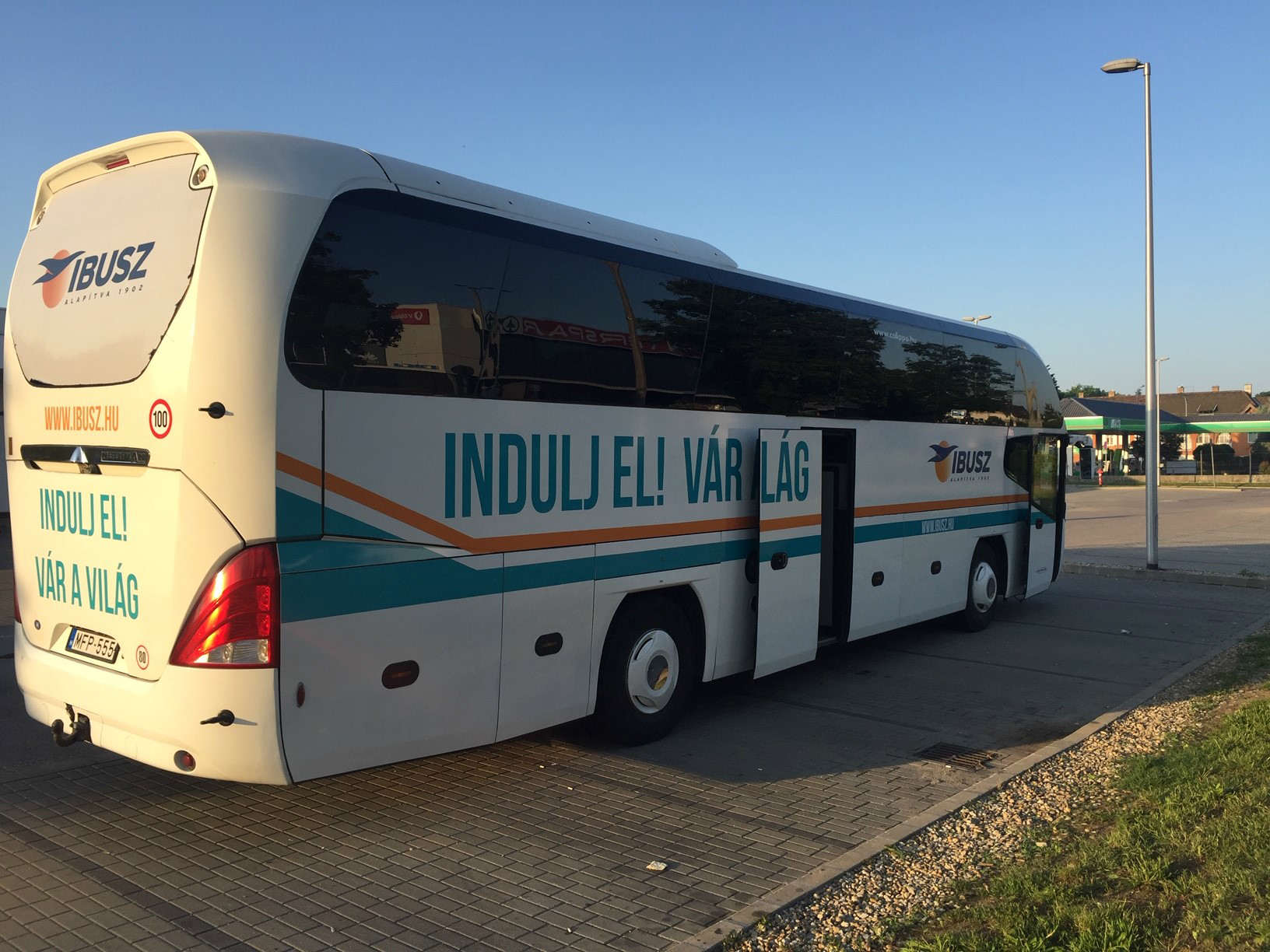 Neoplan_IBUSZ_003